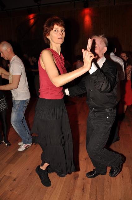 min 2010 03 28 station danse 244